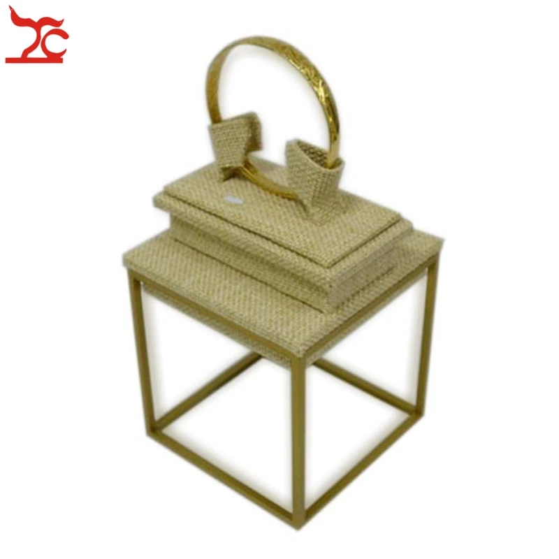 

Newest PVD Plainted Stainless Steel Bracelet Display Holder Linen Bangle Riser Stand 9*9*15CM