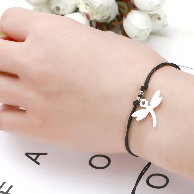 Браслет ручной работы с керамической стрекозой плетеный браслет на удачу