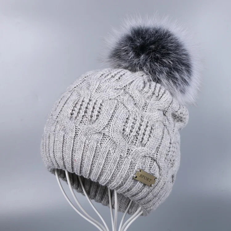 Fox Pom gray hat Новинка, женская зимняя шапка с помпоном, кашемировая пряжа, плетеные шапочки с натуральным лисьим мехом норки, с помпоном, толстая, термальная, для женщин, девушек, skullies gorros - Цвет: Fox Pom gray hat