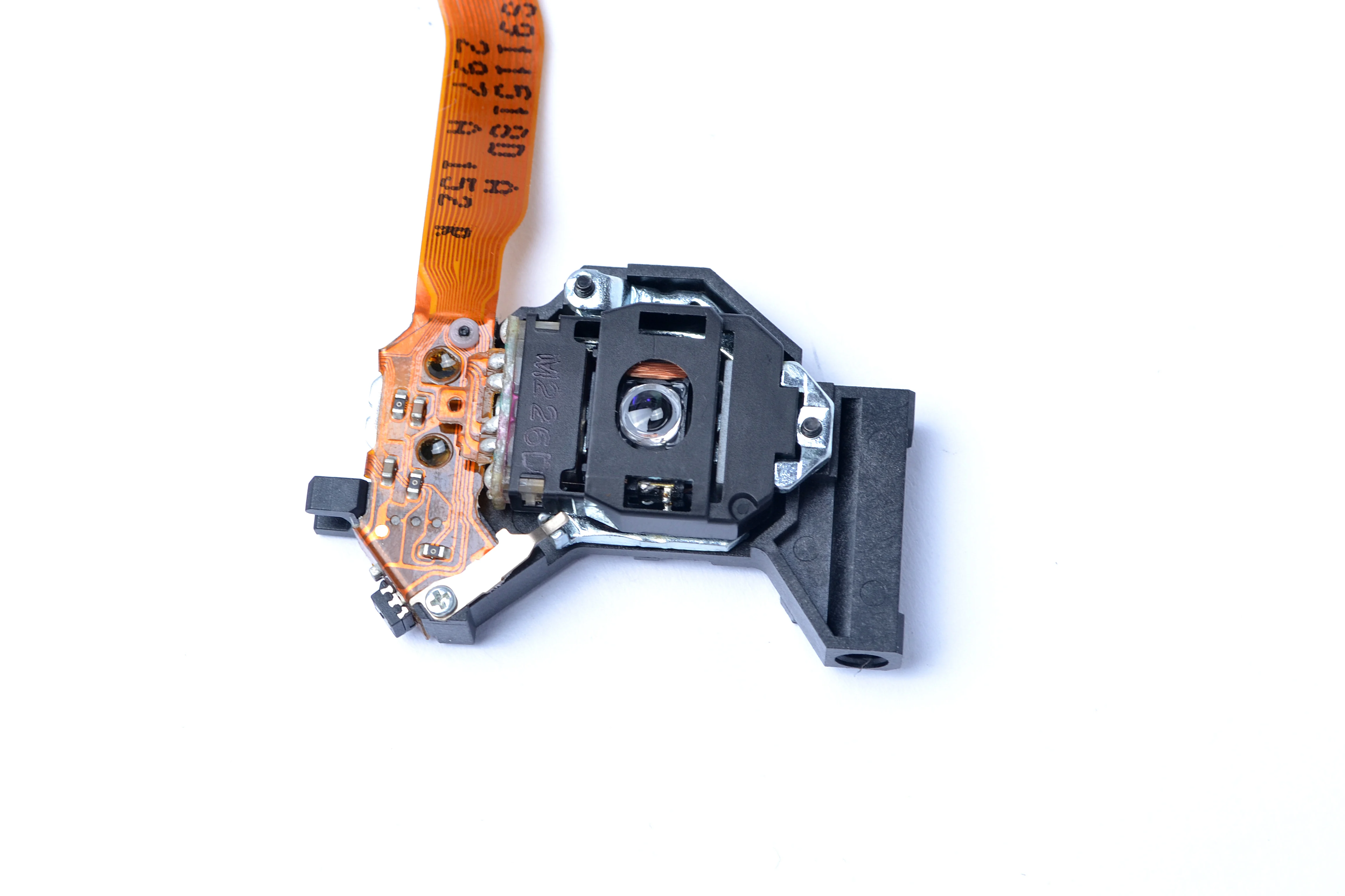 Оригинальный Новый RAE0152 CD VCD лазерный объектив для Panasonic 501 RAE-0152 RAE 0152 0152Z NO IC |