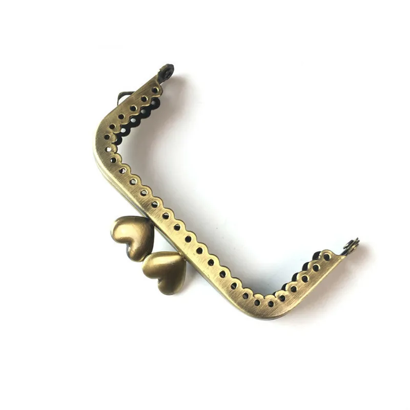 Металлическая оправа прямоугольная застежка Kiss клатч бронзовый тон квадратный