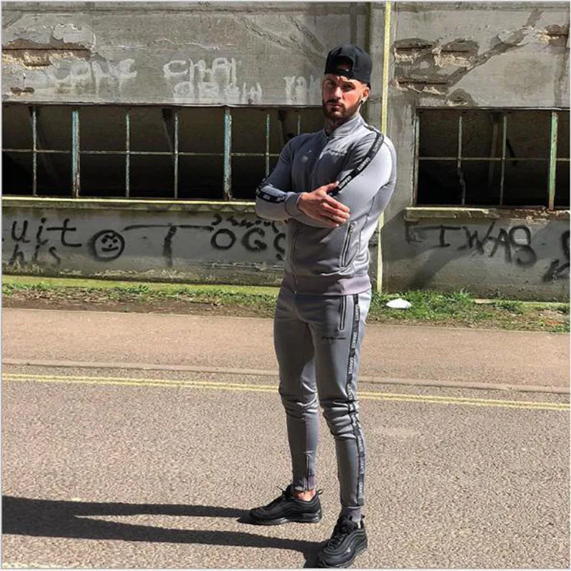 

2019 spring and autumn sports suit men's long casual suit zipper coat outdoor fitness slim body running training fitness