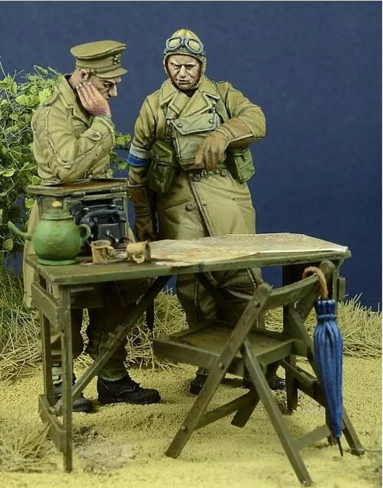 Полевая команда неокрашенных фигур в масштабе 1/35 (без карт)|Наборы для сборки