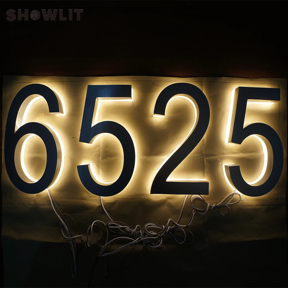 Напольные крытые освещенные номера дома изготовленные на заказ акриловые задние