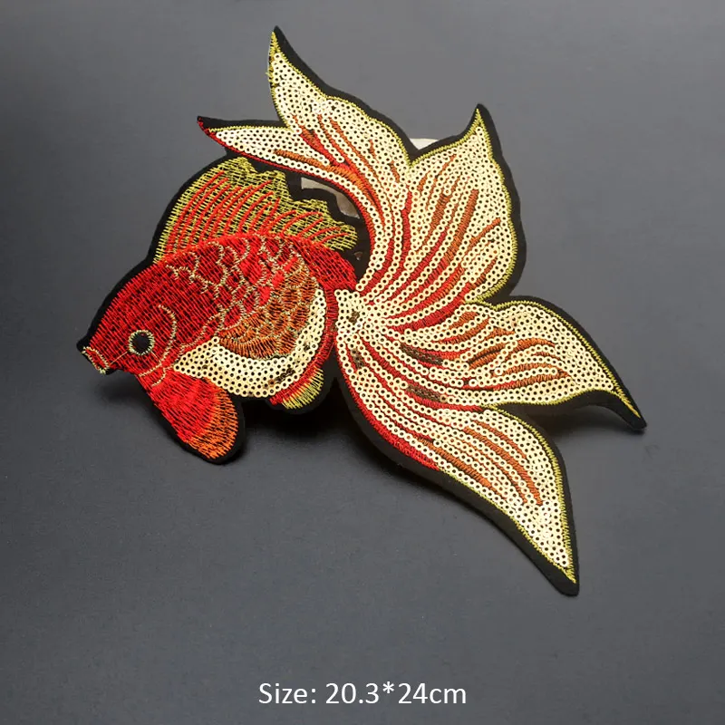 Flower Bird Butterfly Goldfish Embroidered Patches For Clothing DIY Stripes Applique Clothes Stickers Iron On Patches Badges - Цвет: 17