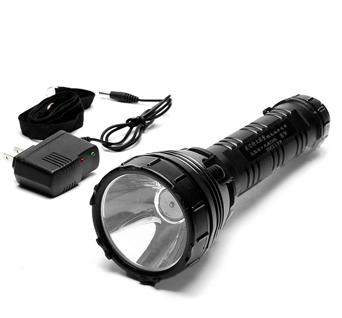 

Bright 8W Led Torch Portable Flaslight 4400mah 18650 Li Battery Rechargeable Long Burn Time For Camping Light Free Ship By DHL