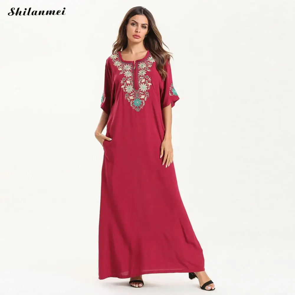 Женское мусульманское платье длинное с вышивкой и цветочным рисунком свободное