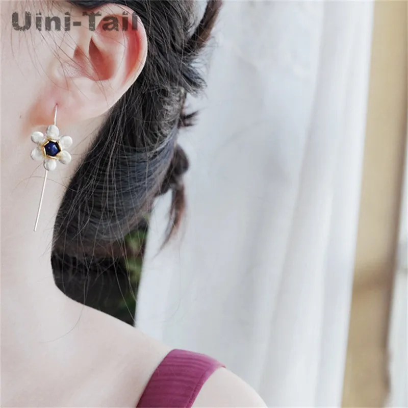 Серьги Uini Tail из серебра 925 пробы с матовым небольшим свежим цветком Таиланда