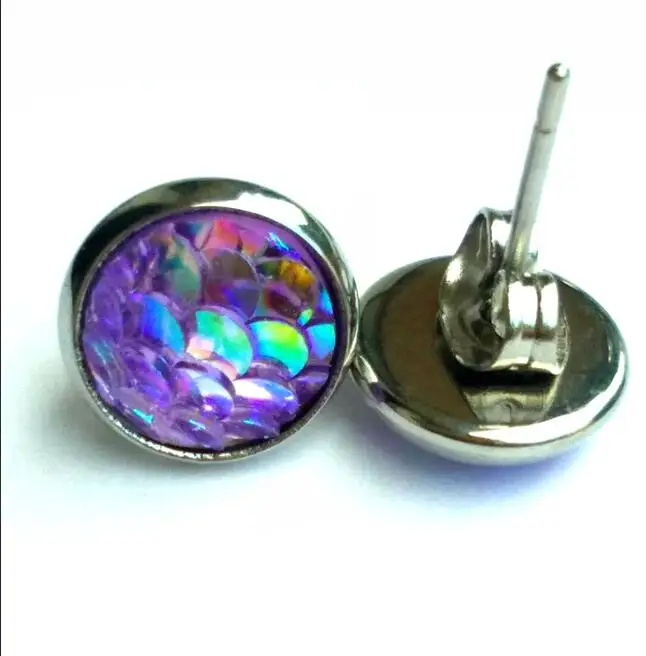 Круглые серьги гвоздики из смолы ручной работы Druzy Drusy 8 мм с узором в виде рыбки