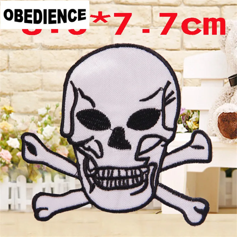 Послушание 10 шт. вышитые патч мультфильм череп на Нашивки Вышивание аппликация