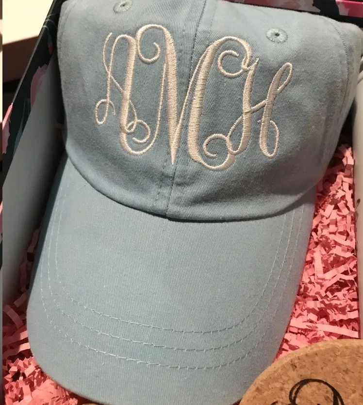 

Free Shipping 5 pcs lot Cotton Wedding Bride Bridesmaid Embroidery logo Trucker Caps Bachelorette Party gifts personalized Hats