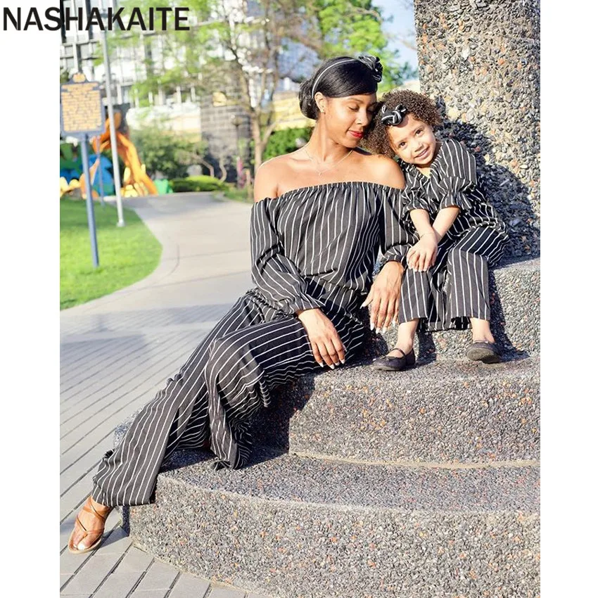 NASHAKAITE/повседневный комбинезон для мамы и дочки; коллекция года; комбинезон в полоску с открытыми плечами и поясом; Семейные комплекты; одежда «Мама и я»