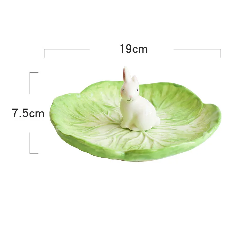 Cute Rabbit Cabbage Ceramic Plate Floral Round Salad Bowl Porcelain Dinner Plate Steak Fruit Tray Decorative Snack Dishes Plate - Цвет: Green Plate Rabbit