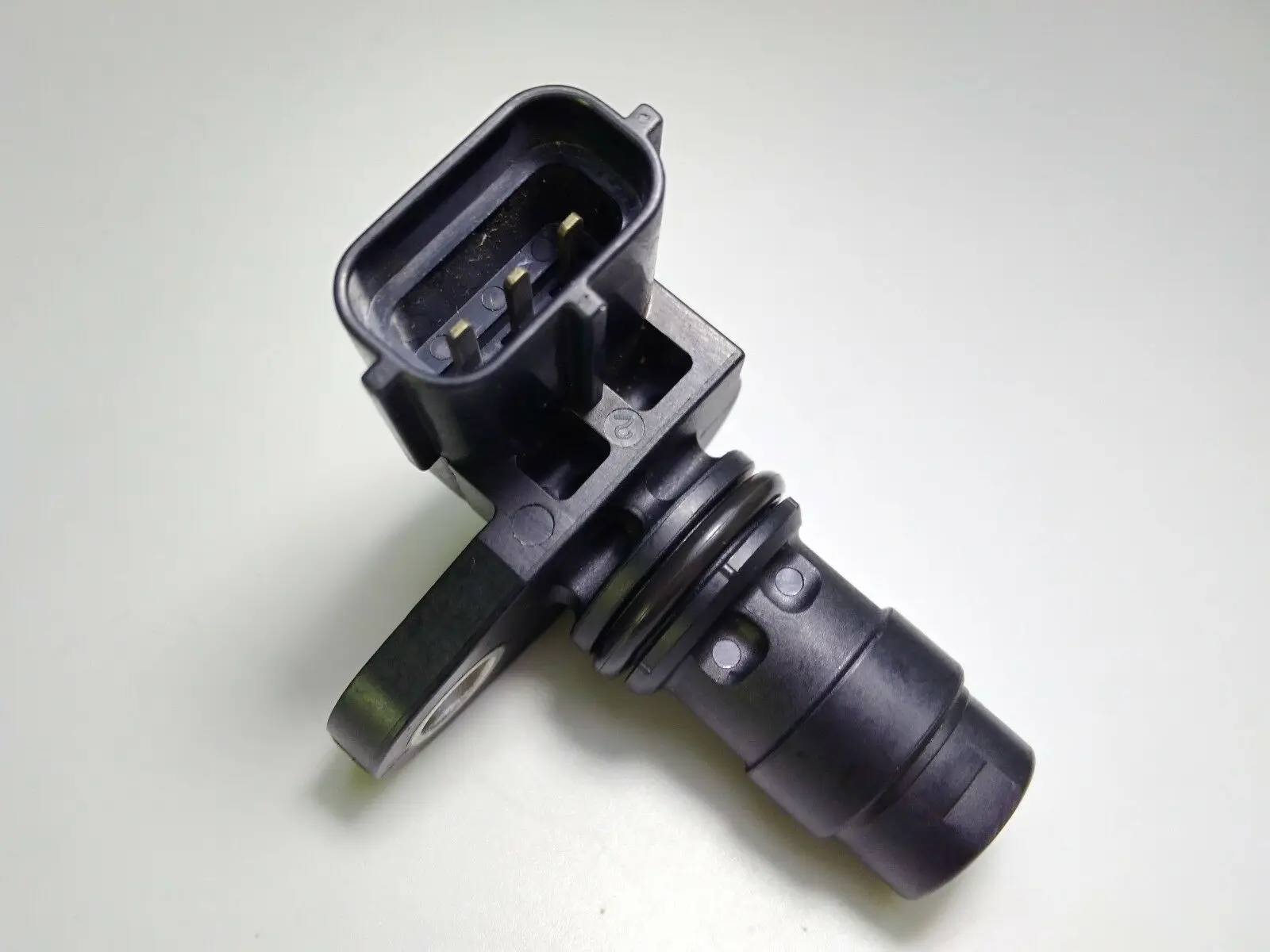 

OEM# 30711293 30713370 Japan Crankshaft position sensor