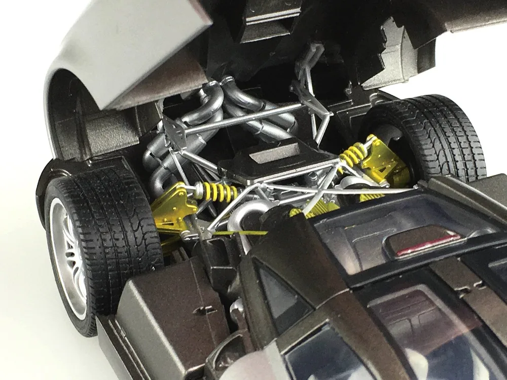 1/24 AOSHIMA 01091 Pagani Huayra модель хобби