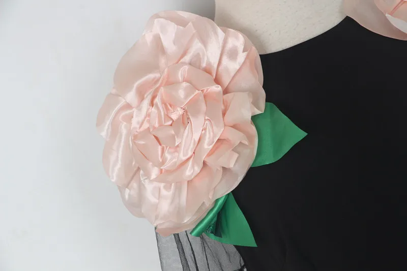 Лето роскошные впп dress сексуальный черный slim с коротким рукавом розовыми цветок