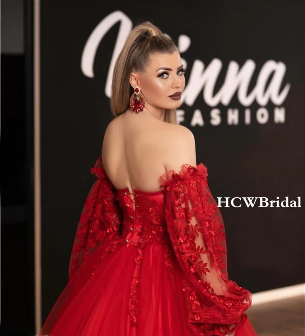 

Gorgeous Red Long Sleeve Arabic Evening Dress New Arrival Lace Appliques Sheer A Line Sexy Prom Gowns Vestido De Fiesta