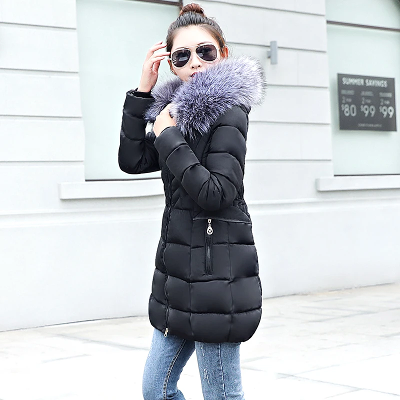 Женский пуховик с капюшоном большой зимний из хлопка искусственным мехом размер