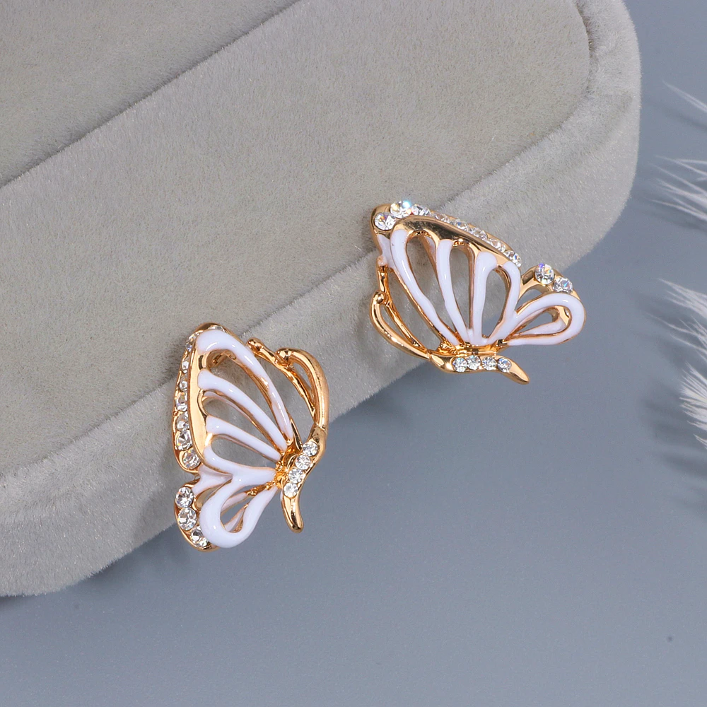 2019 Новые Роскошные полые серьги гвоздики в форме бабочки золотого цвета из