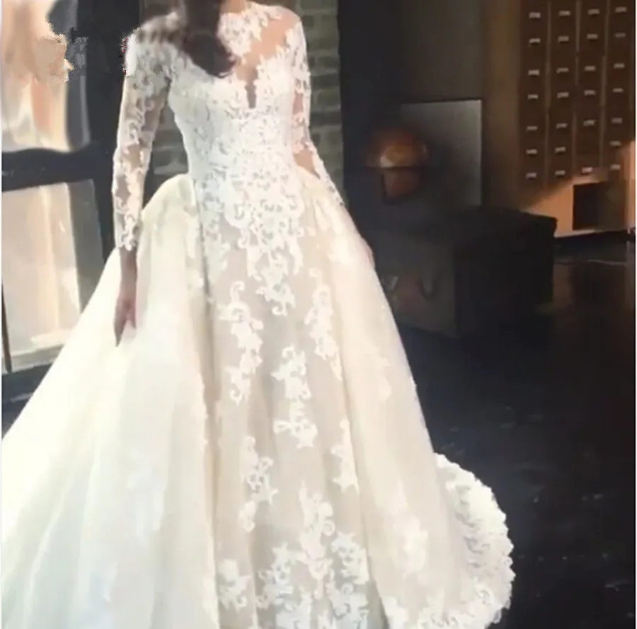 

Luxury Lace Long Sleeve ball gown Wedding Dress with Detachable Skirt Court Train Saudi Arabia Bridal Wedding Gowns Dubai