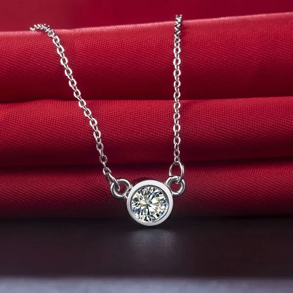 OEM чистый белый женский заказной 0.5CT круглая огранка Сердца и стрелы SONA имитирует