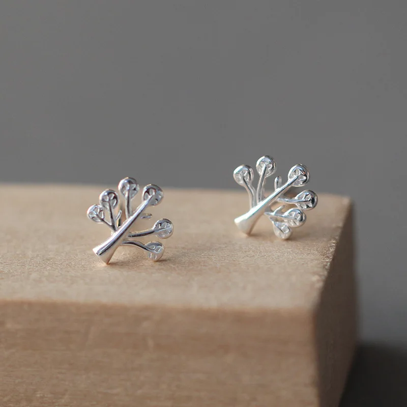 

Женские серьги из серебра 925 пробы