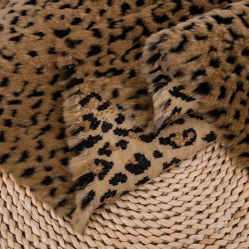 Женский жилет леопардовой серии с искусственным мехом и жаккардовым узором|Мех| |