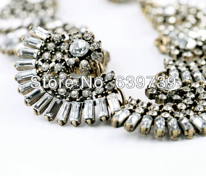 Оптовая цена винтажное ожерелье под старину золотого цвета с белой веревочной