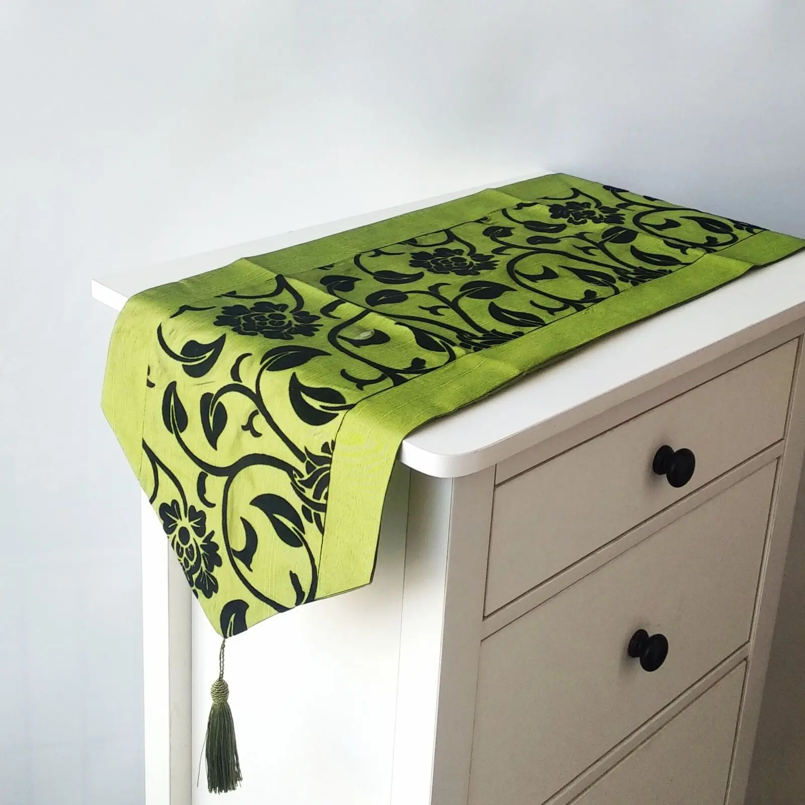 2019 Новинка Лидер продаж С бахромой и цветочным узором атласные настольные