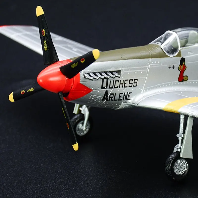 Предформованная модель авиатора времен Второй мировой войны в масштабе 1/72