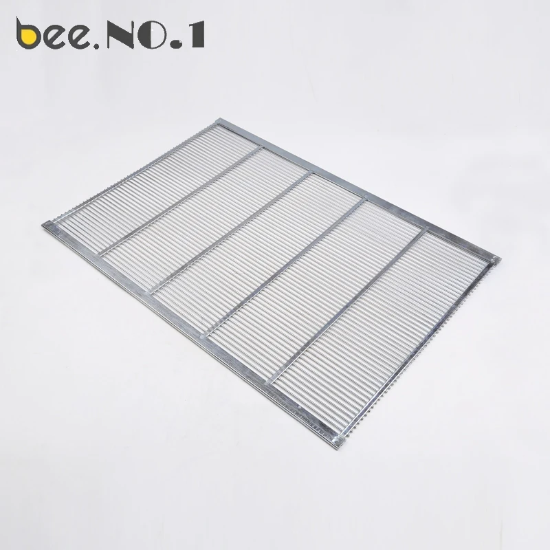 Пчела. № 1 инструмент пчеловода раздельная тарелка 51*41 см оцинкованная