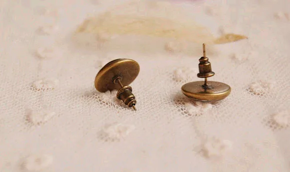 12 пар/лот винтажные Разноцветные серьги-гвоздики в горошек со стеклянным