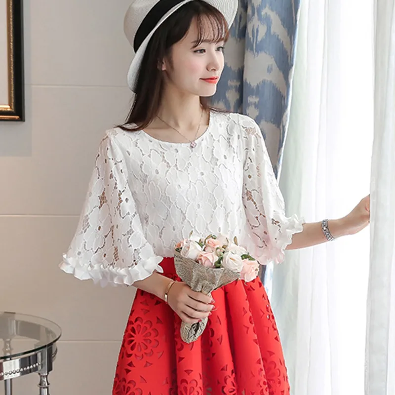 Блузка женская белая кружевная с расширяющимся рукавом|Блузки| |