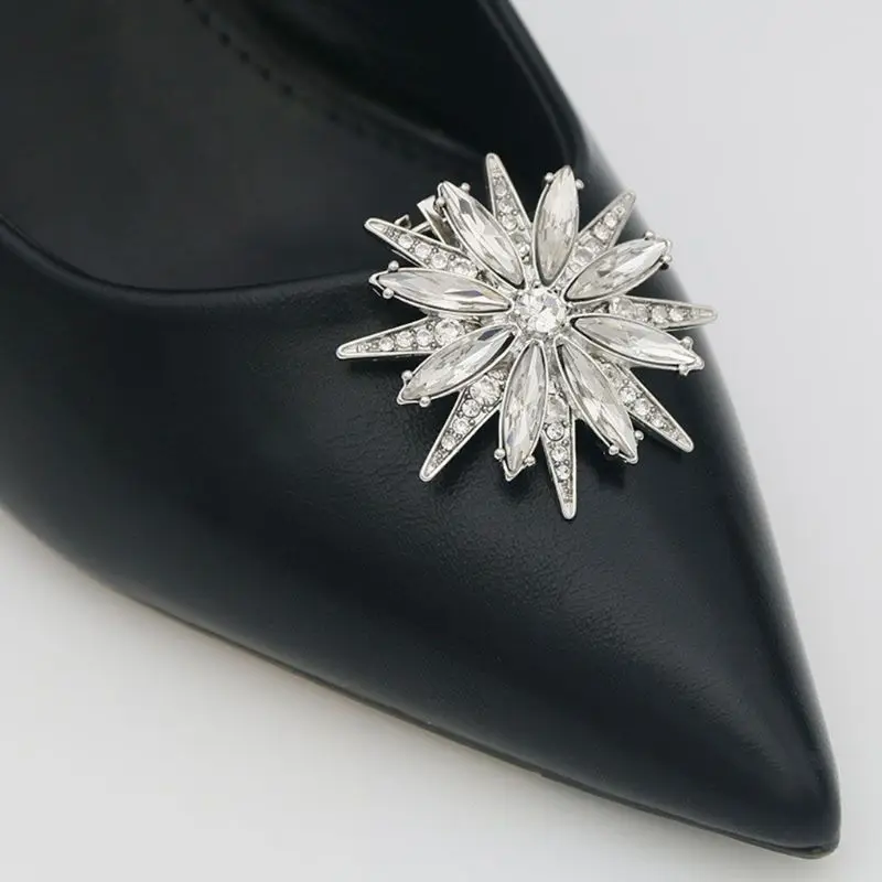 

1 Pair New Fashion Women Shoes Buckle Trend Inlaid Rhinestone Shoe Flower Simple Wild Detachable Buckles