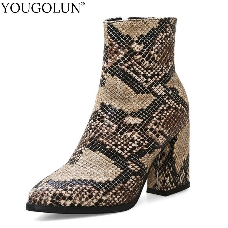 Snake Ankle Boots Women Autumn Winter Lady High Heels A275 Fashion Woman Gold Silver Brown Red Buckle Zipper Pointed Toe Shoes