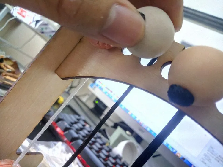 Wood Bracket Holder For Begleri Hand Finger Fidget Extreme Movement EDC Spinner Sport Decompress Toys Clay Stone | Спорт и