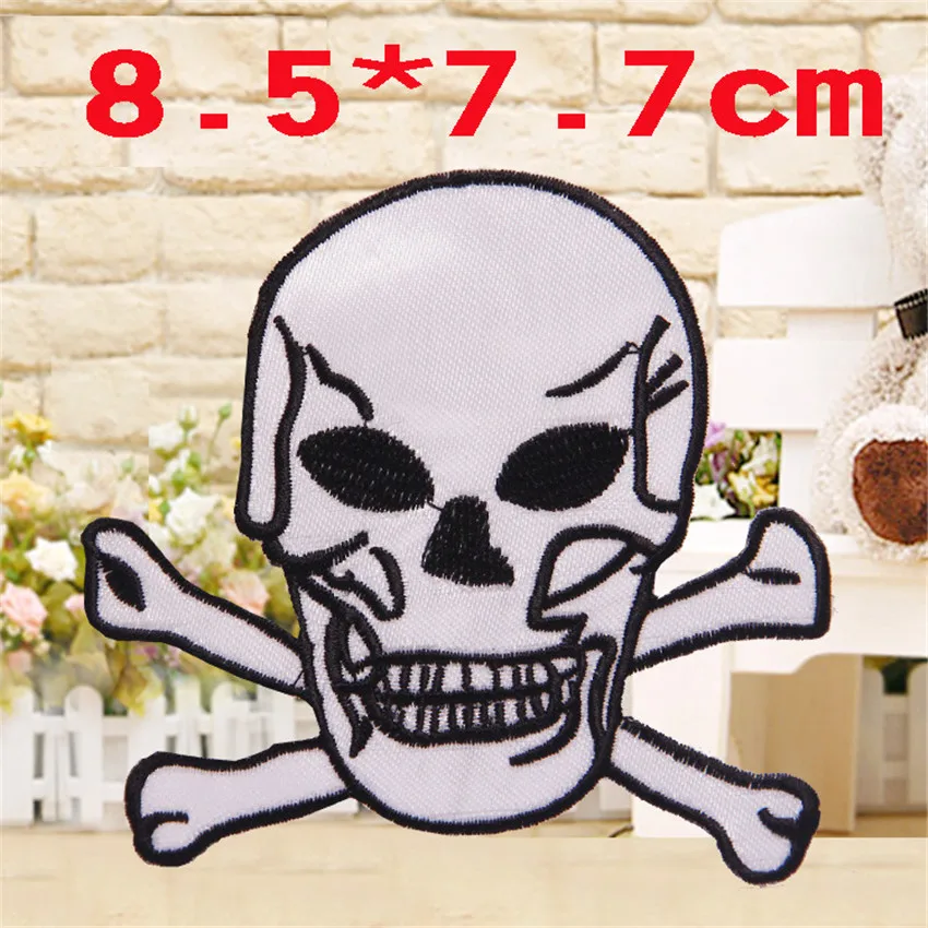 Послушание 10 шт. вышитые патч мультфильм череп на Нашивки Вышивание аппликация