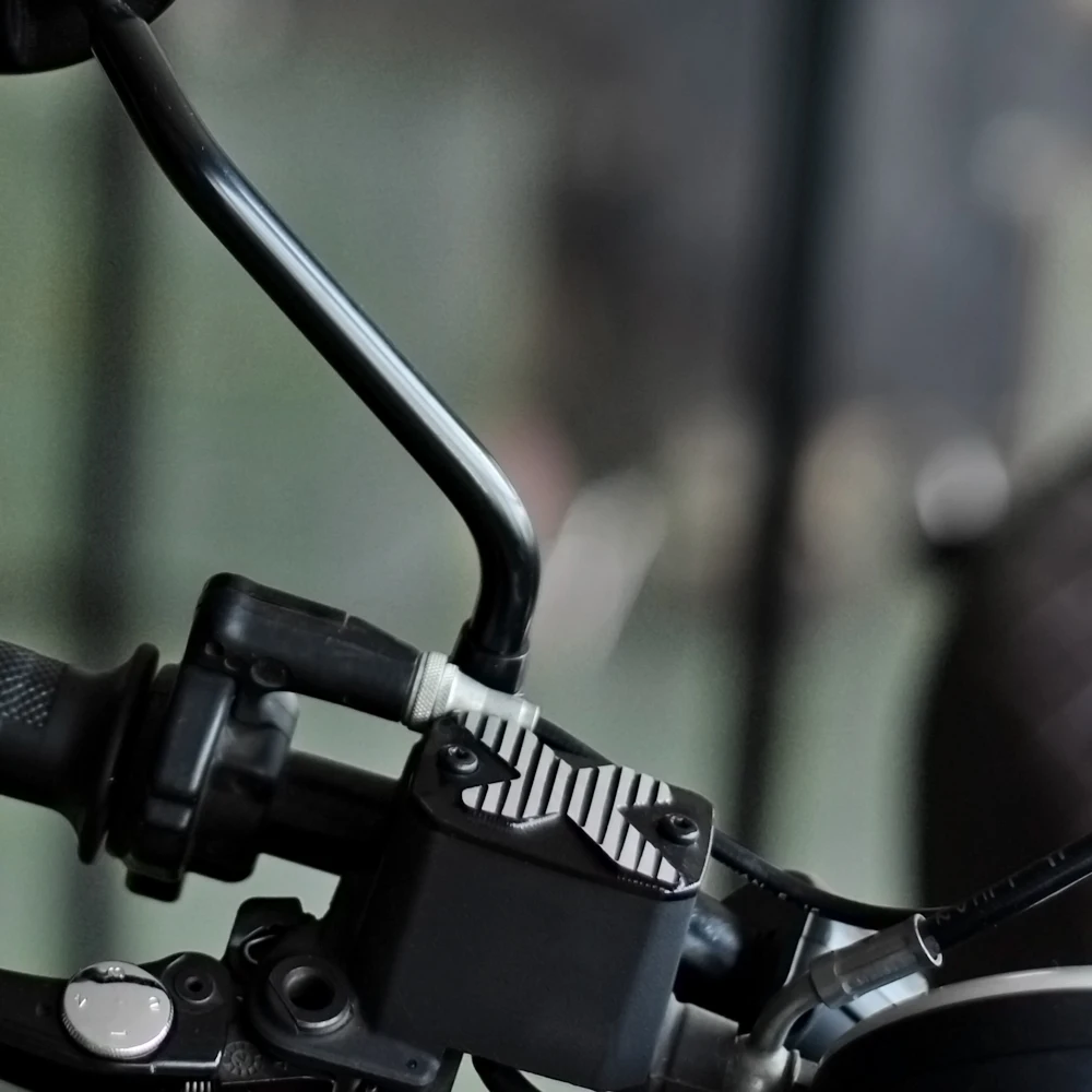 Крышка переднего резервуара жидкости для мотоцикла DUCATI Scrambler | Автомобили и