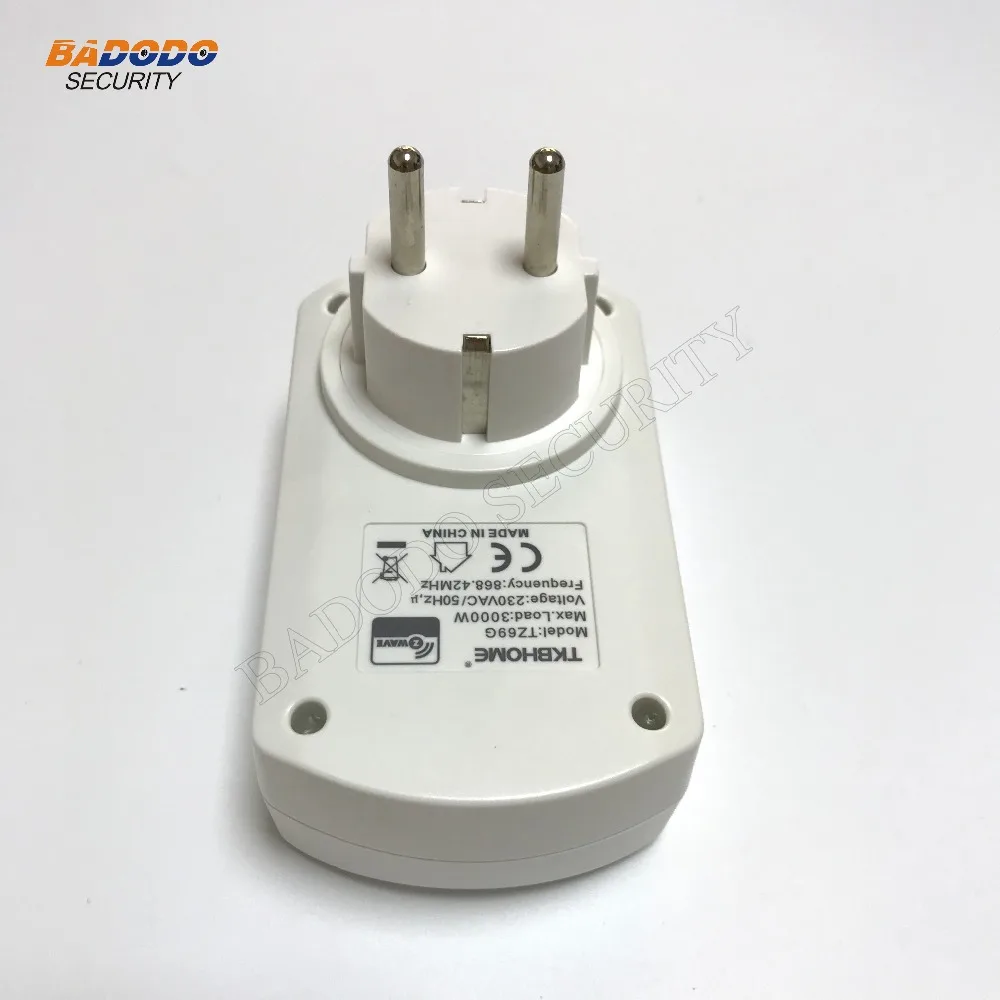 Умная электрическая розетка TKB HOME TZ69 Z-Wave plus с функцией измерителя мощности для