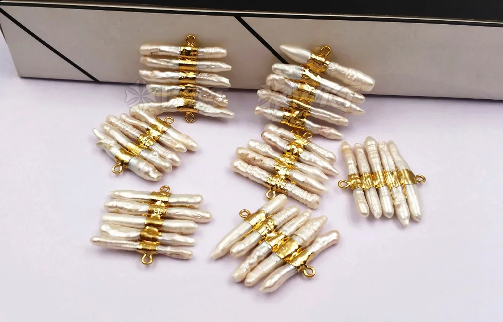 WT-JP039 Wholesale Tiny Stick Natural Freshwater Pearl Connector Charm Accessory With Gold Electroplated for Jewelry