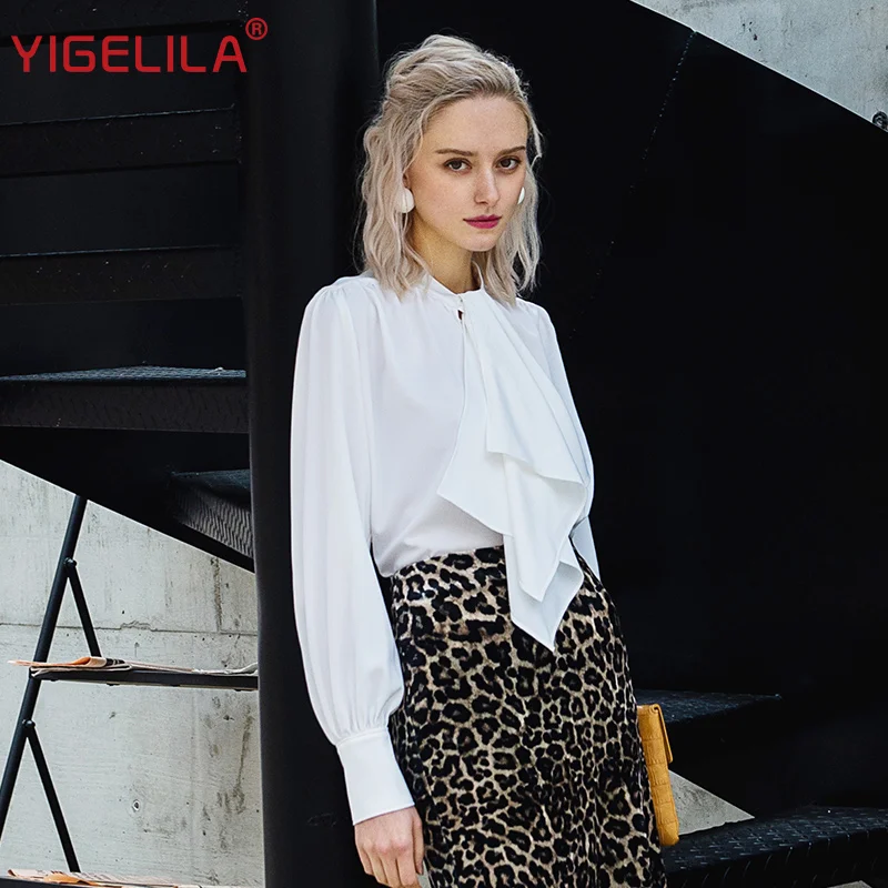 YIGELILA Элегантное повседневное трикотажное платье с длинным рукавом V образным