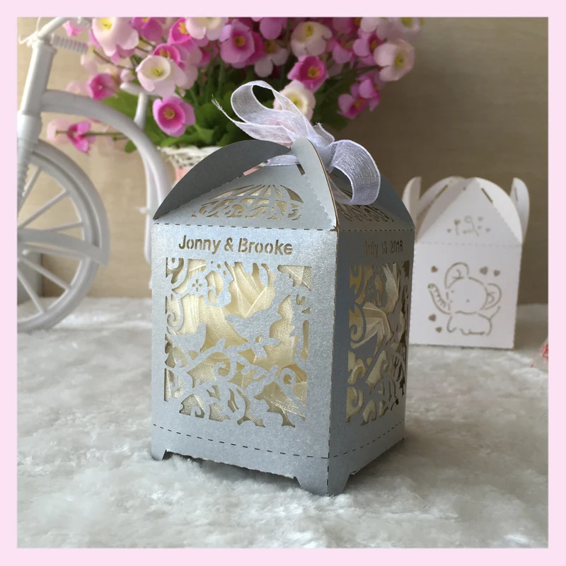 100 шт./лот на заказ имя Дата ручная работа бумажная коробка с кружевным вырезом