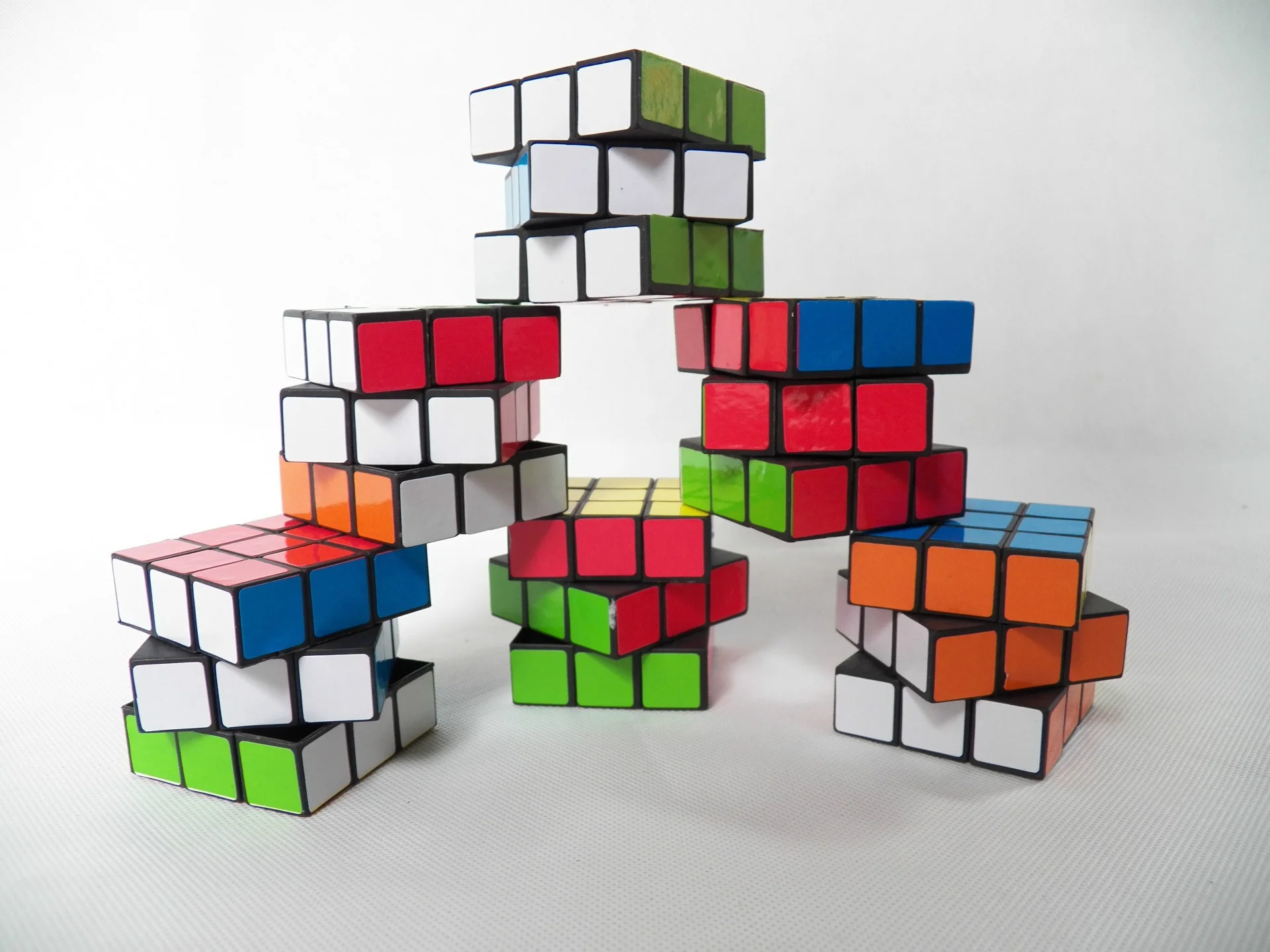 5 см Волшебные кубики 3x3x3 Гладкий игра Профессиональный Cube детей раннего
