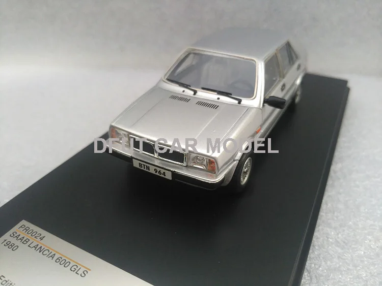 1:43 сплава отступить игрушечный автомобиль SAAB LANCIA 600 GLS автомобиль модель детской машинки уполномоченным подлинные детские игрушки