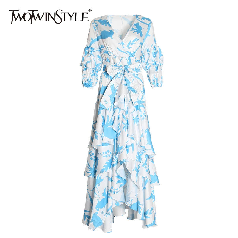 Платье с принтом TWOTWINSTYLE летнее платье треугольным вырезом и рукавами фонариками