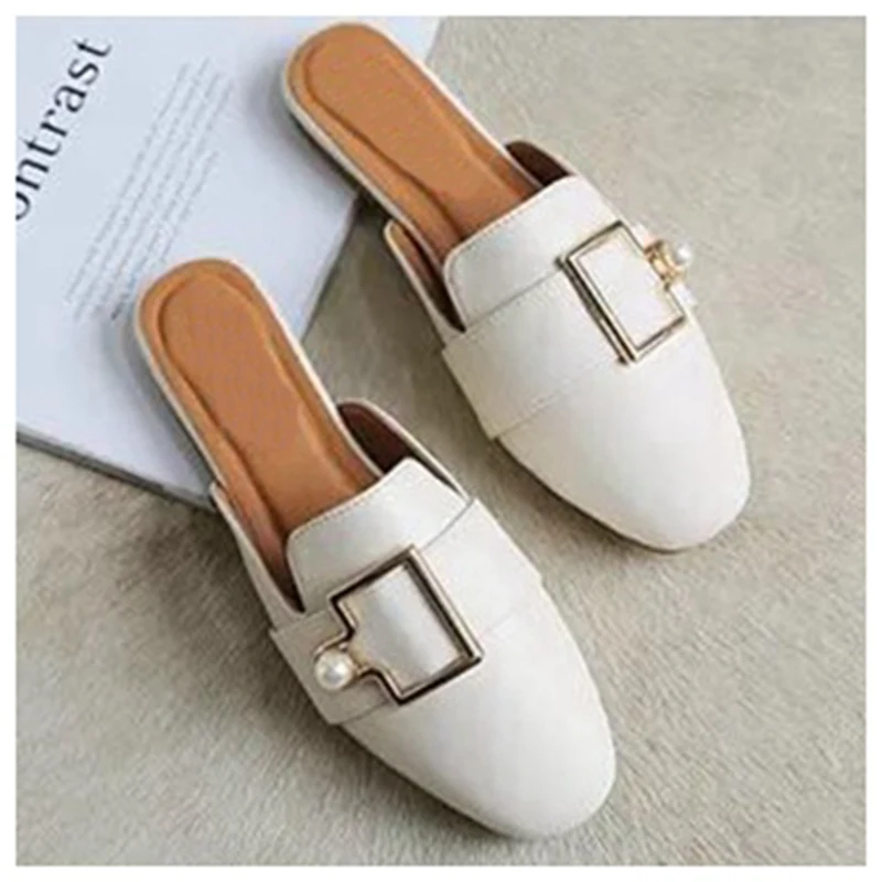 OFF WHITE Bailehou/женские брендовые тапочки; женская повседневная обувь на плоской подошве; шлепанцы без задника с жемчужной пряжкой; туфли без задника с квадратным носком на низком каблуке; босоножки на танкетке - Цвет: OFF WHITE