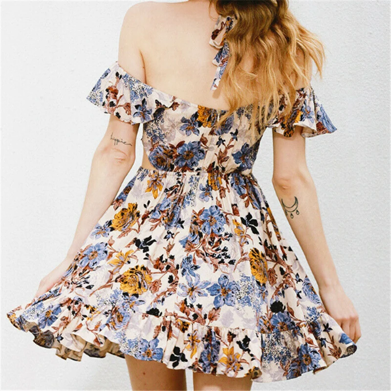 Женское Короткое мини-платье с открытыми плечами v-образным вырезом оборками и