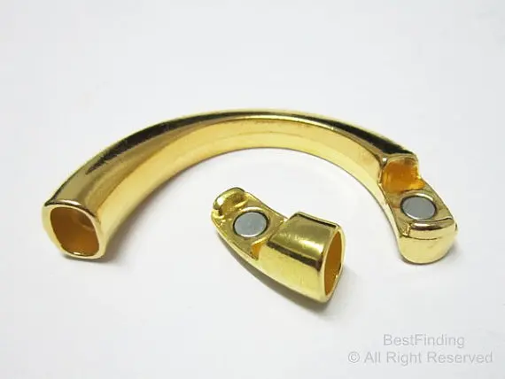 Полуманжеты с магнитными застежками позолоченная лакричная кожа застежки