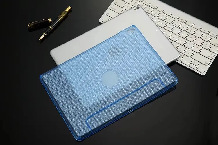 Чехол-накладка dowswin из ТПУ для apple ipad mini4 прозрачный мягкий цветной Yippee с ручкой mini