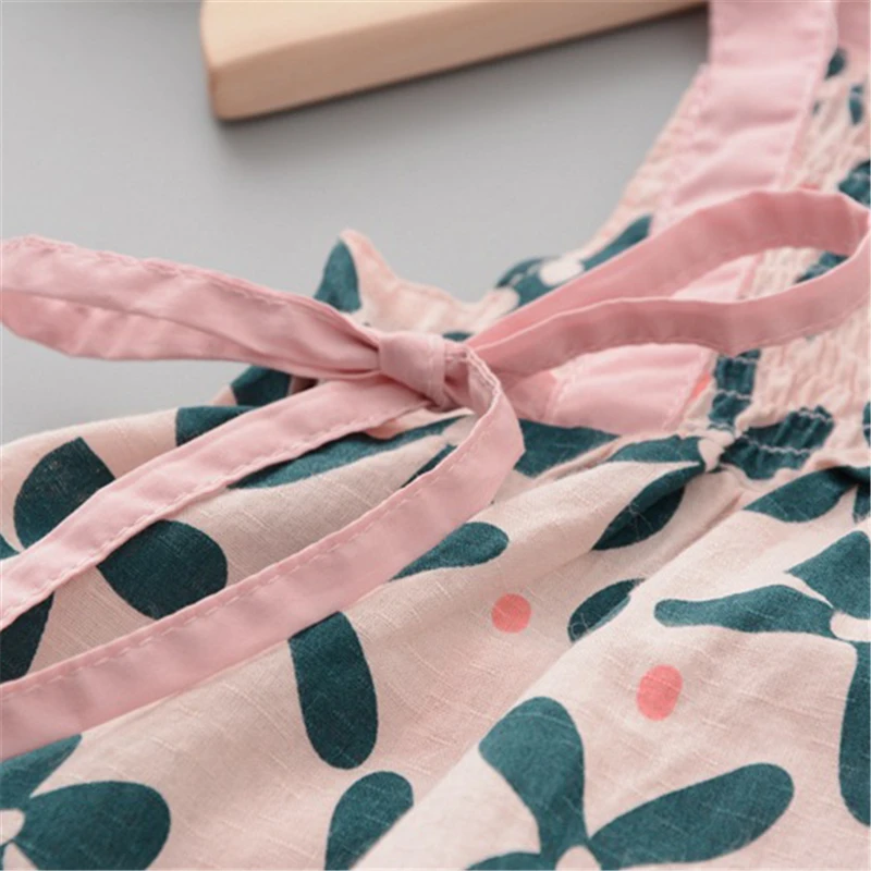 Костюм для маленьких девочек летняя Милая Новая модная футболка на бретельках с